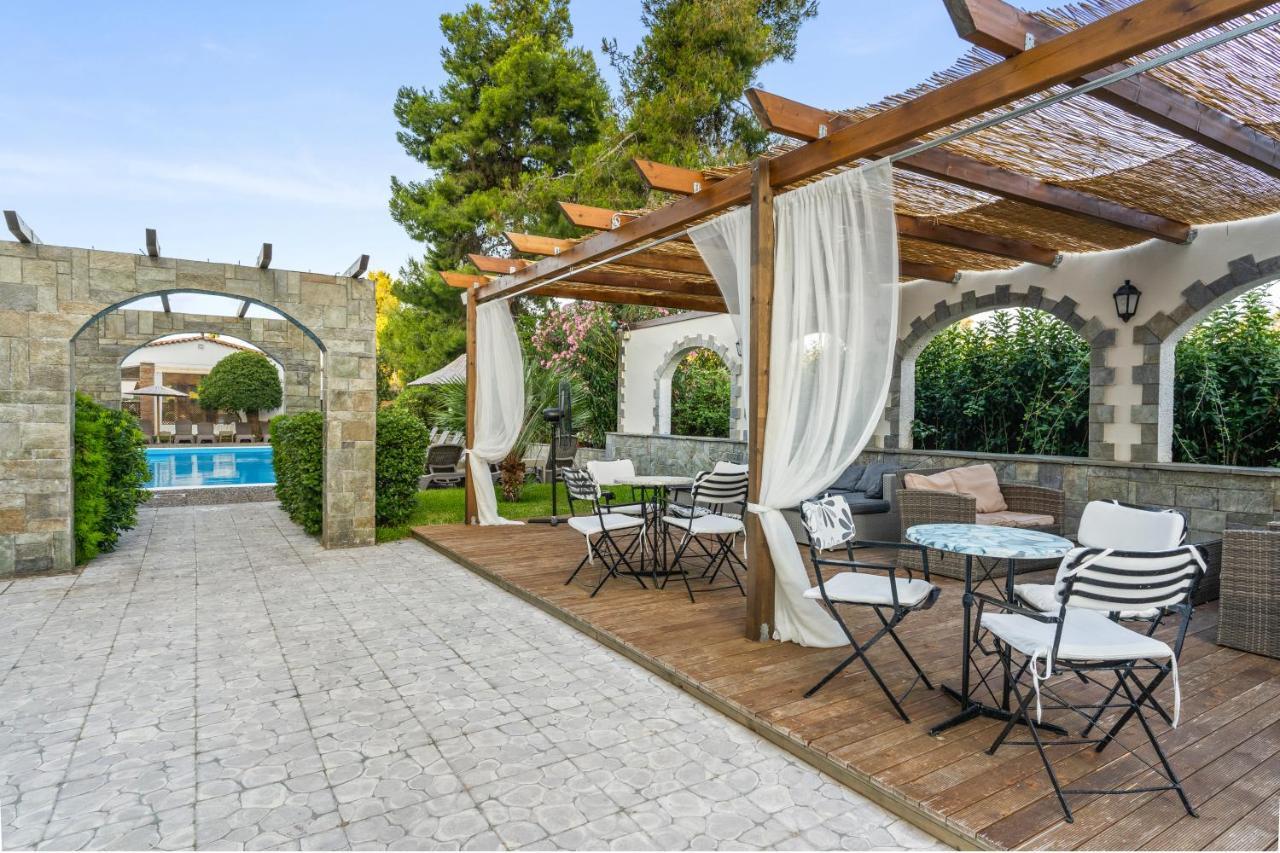 Stefania Hotel Amarynthos Exterior foto