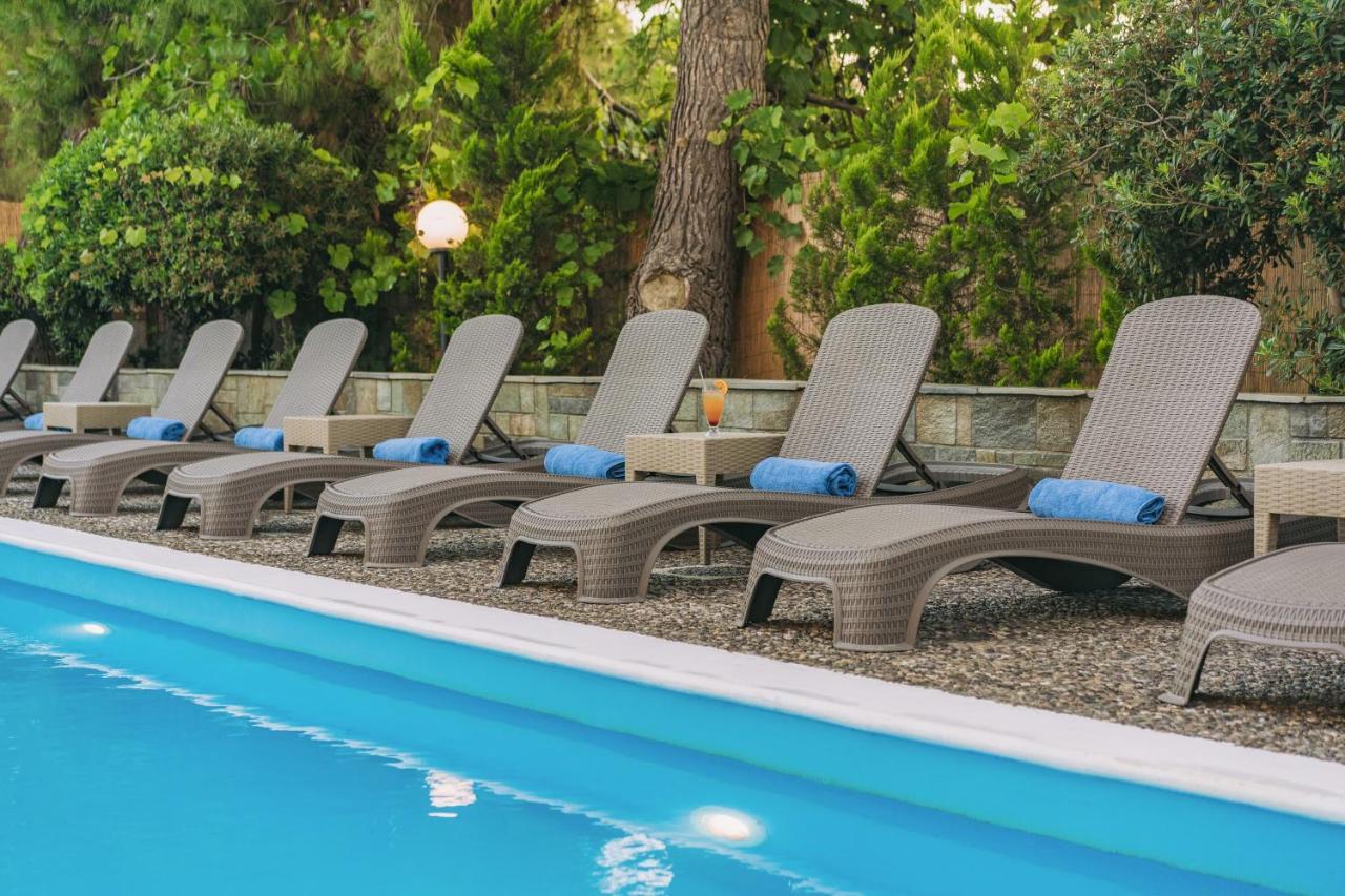 Stefania Hotel Amarynthos Exterior foto