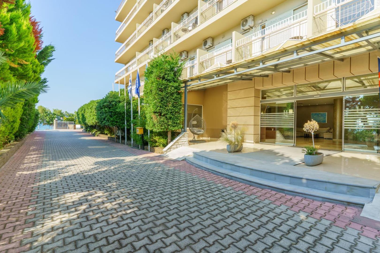 Stefania Hotel Amarynthos Exterior foto